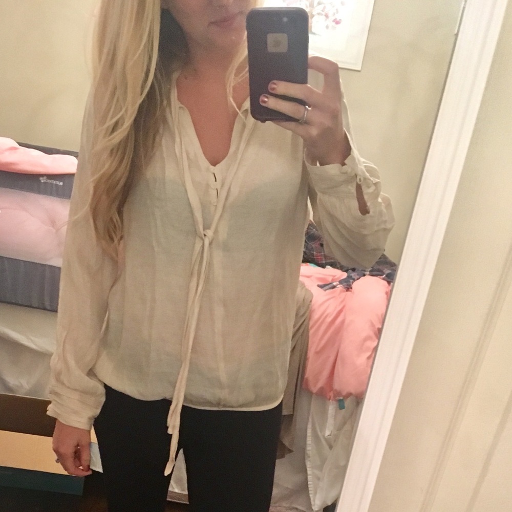 Cute long sleeve top